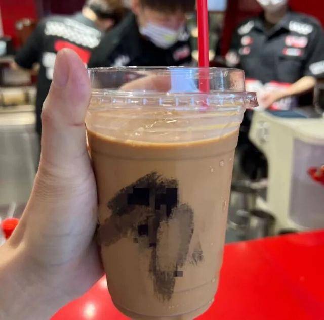 這種飲料除了“上癮”，還會讓你抑鬱、焦慮！尤其女性要少喝