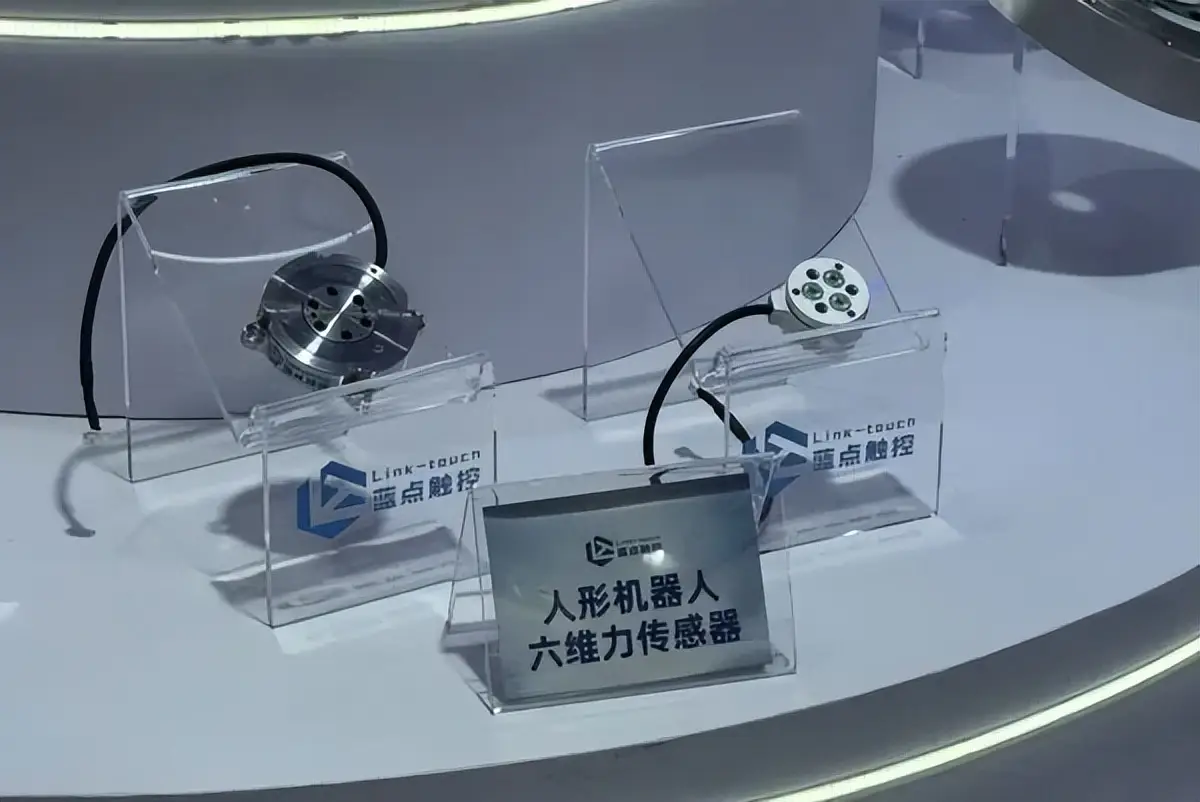 原創造導彈的大學，悄悄養出一支機器人軍團