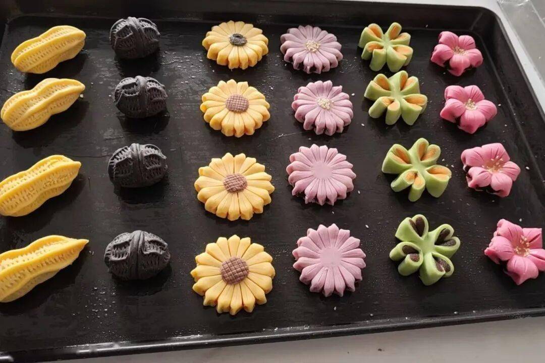 大學生4個饅頭賣出30000元，憑啥？