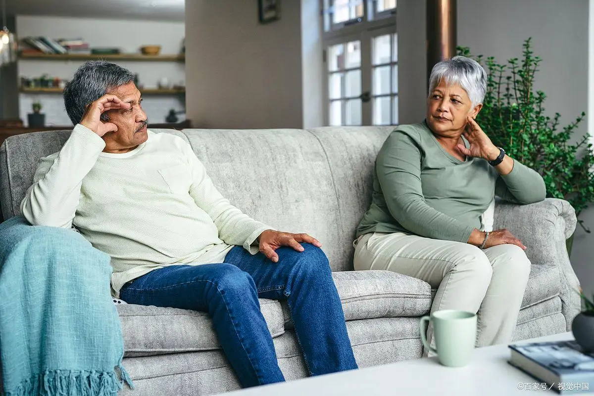 原創一記耳光：56歲大叔抵押房產再婚，10萬彩禮為何換來“不如一條狗”的結局？