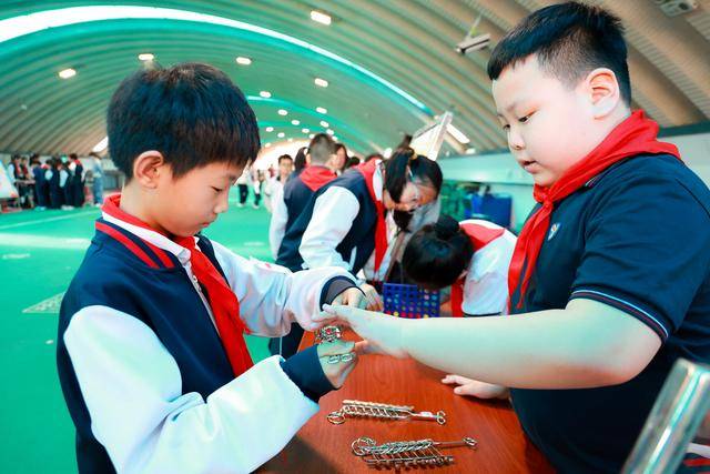 燈小學生“玩轉數學”