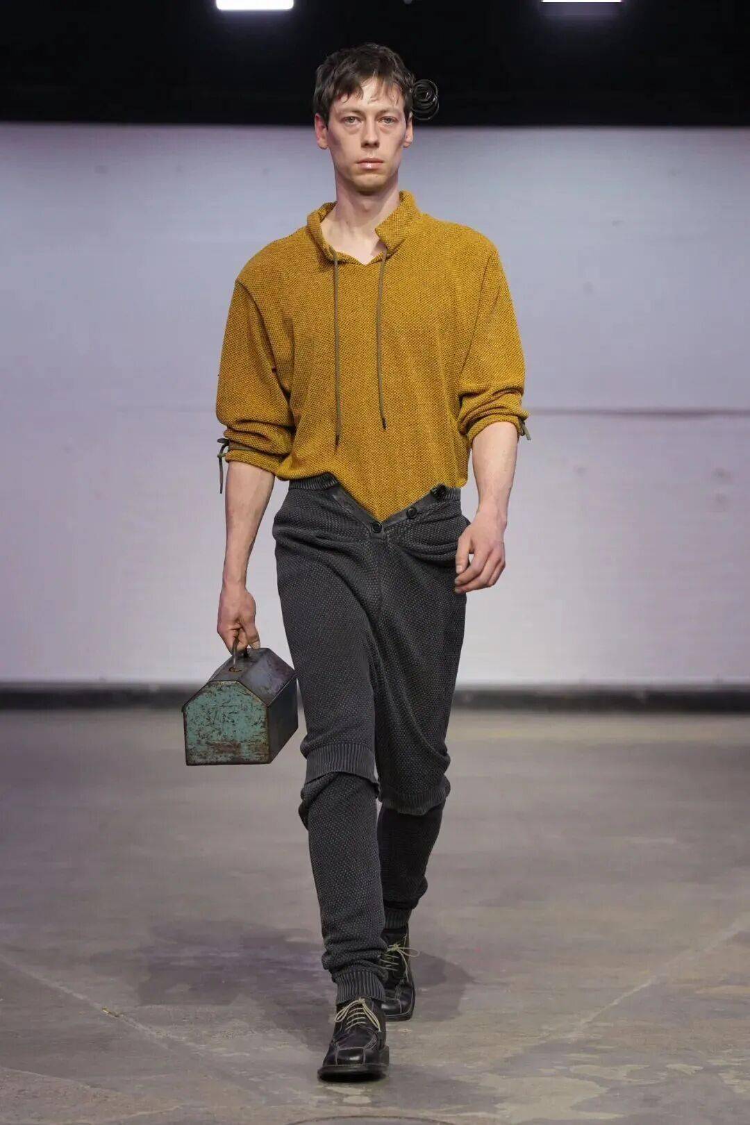 服裝畢業設計釋出 | 2026中央聖馬丁藝術與設計學院-研究生服裝畢業秀！