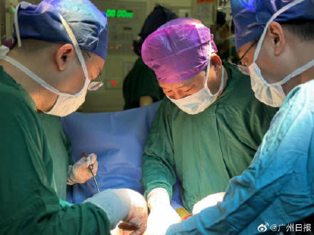 我國近八成女性受痛經困擾 醫生呼籲20歲以上女性做子宮超聲檢查